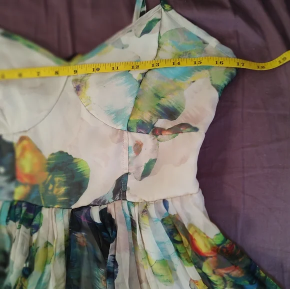 2/$10 Fit and flare sweetheart sundress - Picture 8 of 14